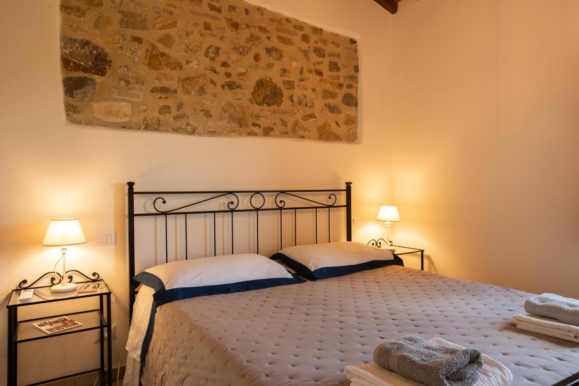 Vittoria Chianti Vacations Apartment Poggibonsi Exterior photo
